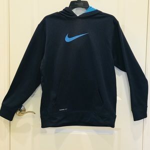 Like NEW - Nike lightweight thermal hoodie